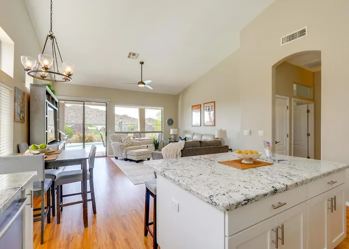 Dom wakacyjny On Fairway! W/ Private Hot Tub & Pool In *